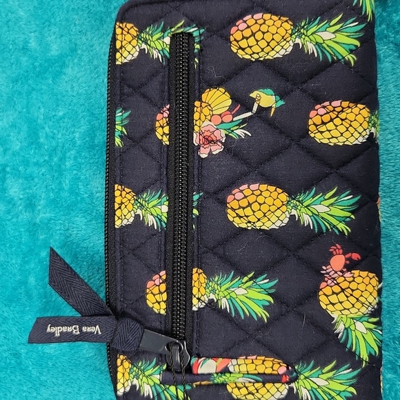 Vera Bradley TOUCAN PARTY RFID TURNLOCK WALLET - Picture 4 of 8